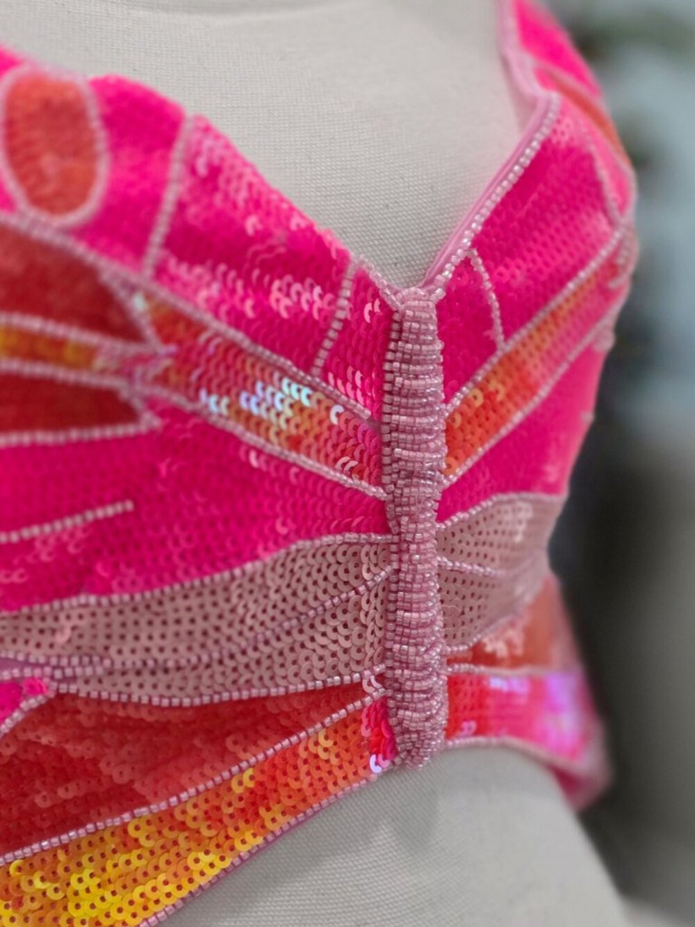 Club Exx ✦ Pixlie Playa Dreamin Butterfly Sequin Halter Top ✦ Pink Multi M/L NWT - Picture 9 of 12